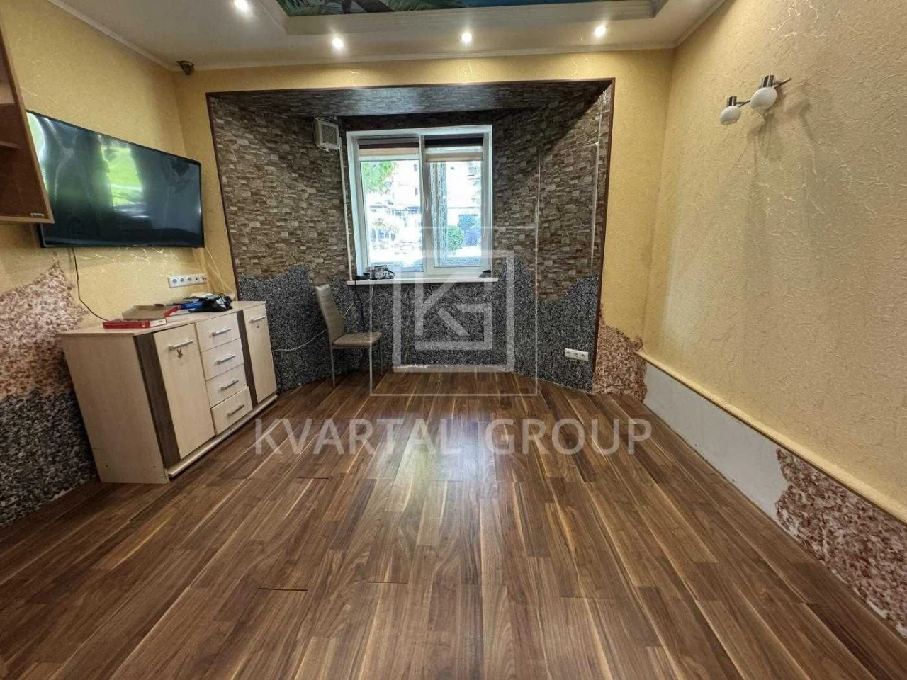Sale of a 1-bedroom apartment renovated (40.5 m²) in Irpin!
