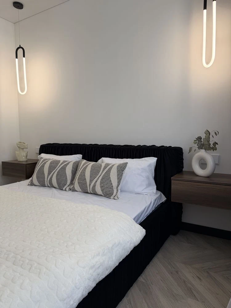 Best Price! New 1-bedroom apartment with a kitchen of 24 m2! Central
