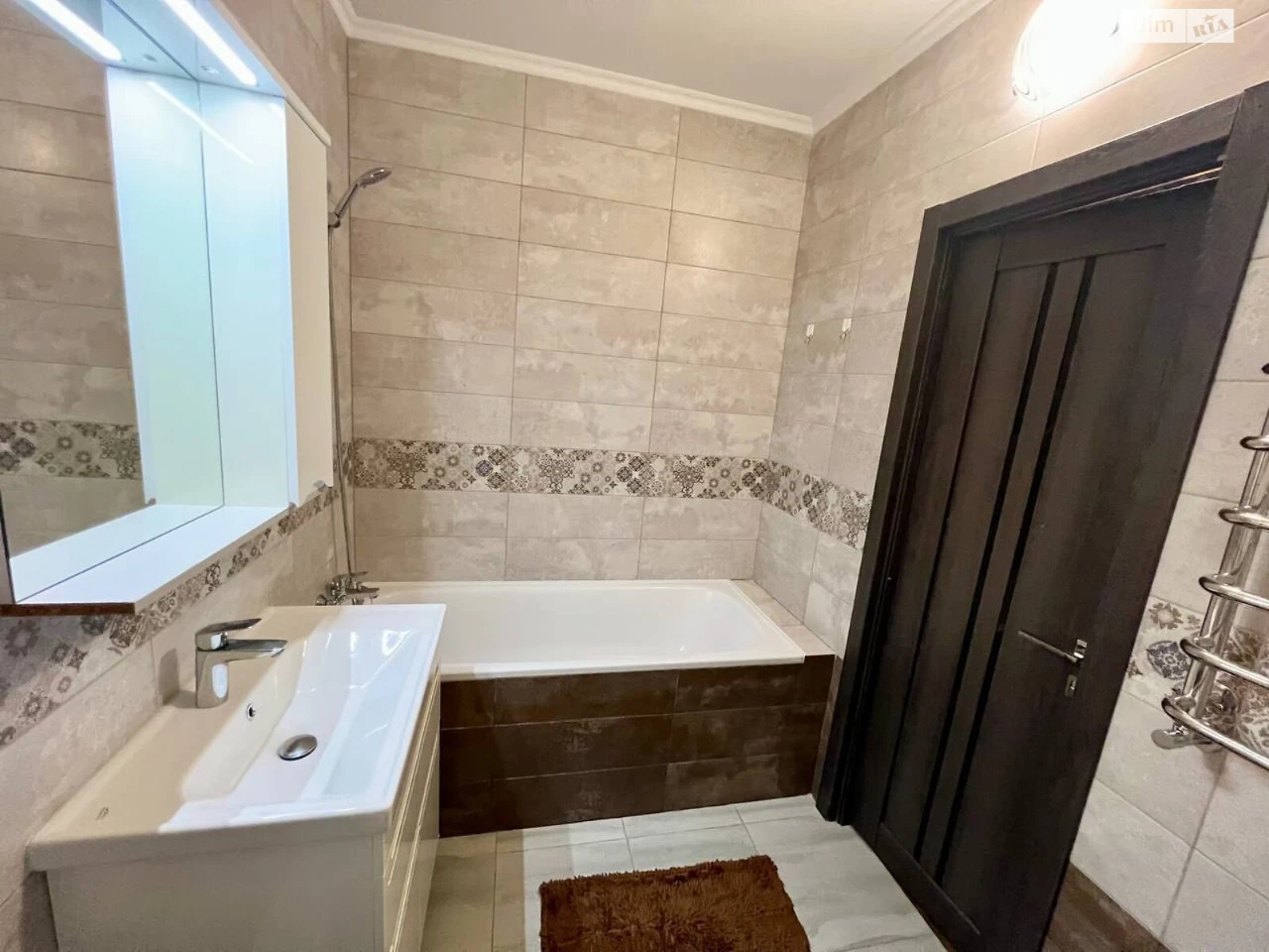 Продается квартира в Романовке
