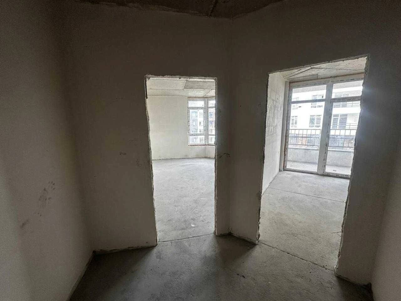 Однокімнатна квартира з гарним видом в ЖК "Синергія Сіті" | 40 м² | Га