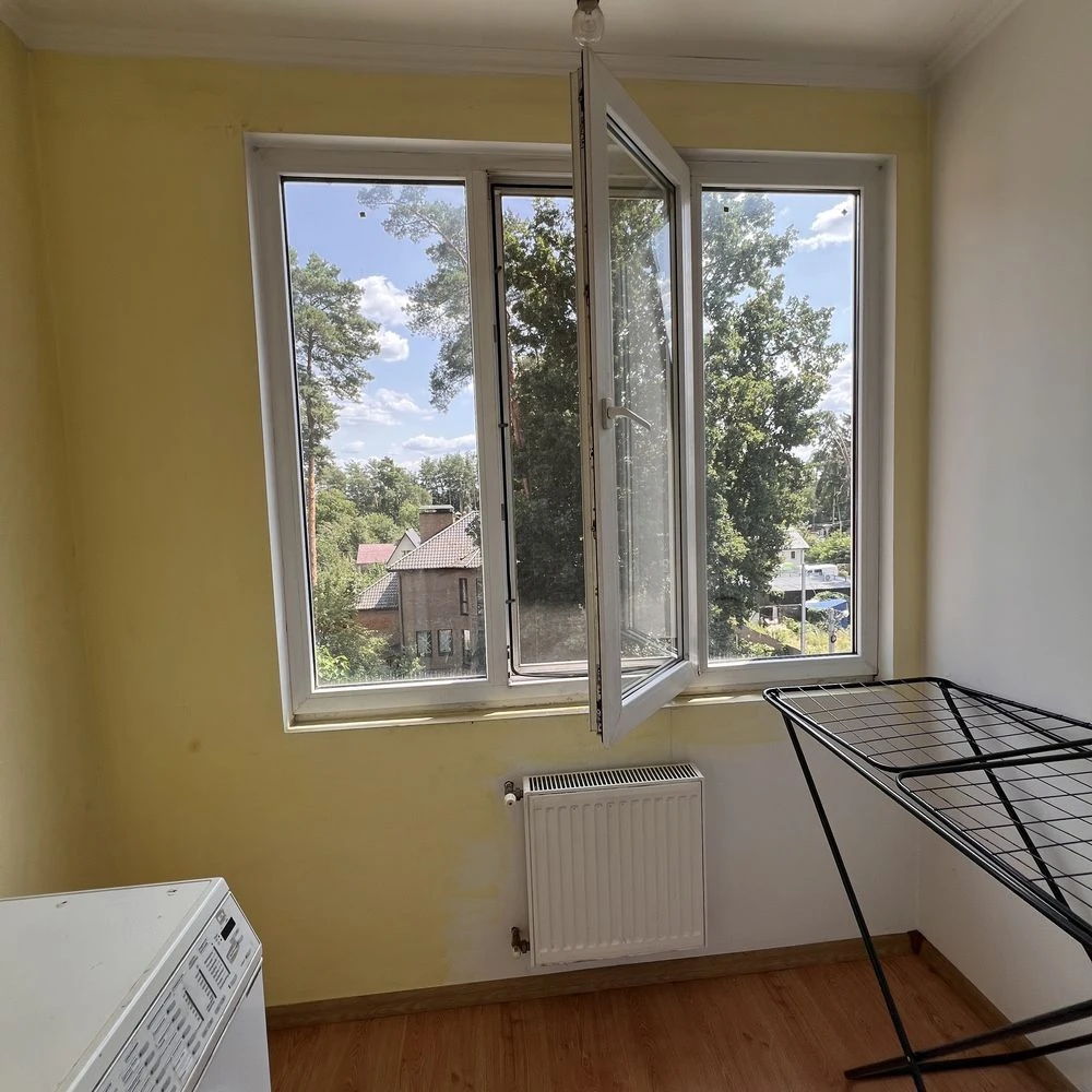 Spacious two-bedroom apartment 60 sq m. Government programs - yes!