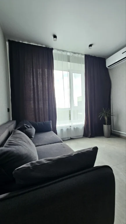 2-room apartment with renovation in the city center. Dressing room.