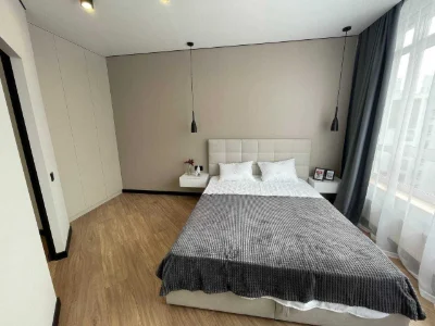 OWNER AVAILABLE! Selling a 1-bedroom apartment renovated in