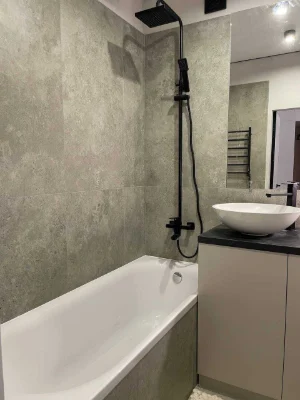 OWNER AVAILABLE! Selling a 1-bedroom apartment renovated in