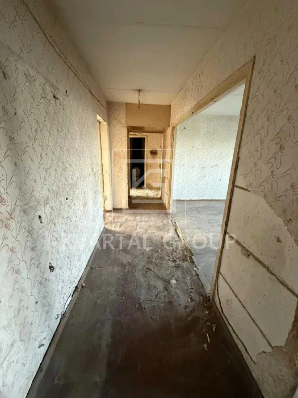 Sale of a 4-room apartment in Irpin (80 sq m) MINIMUM condition