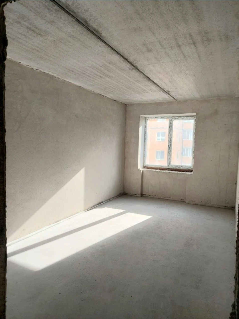Продается трехкомнатная квартира евро
