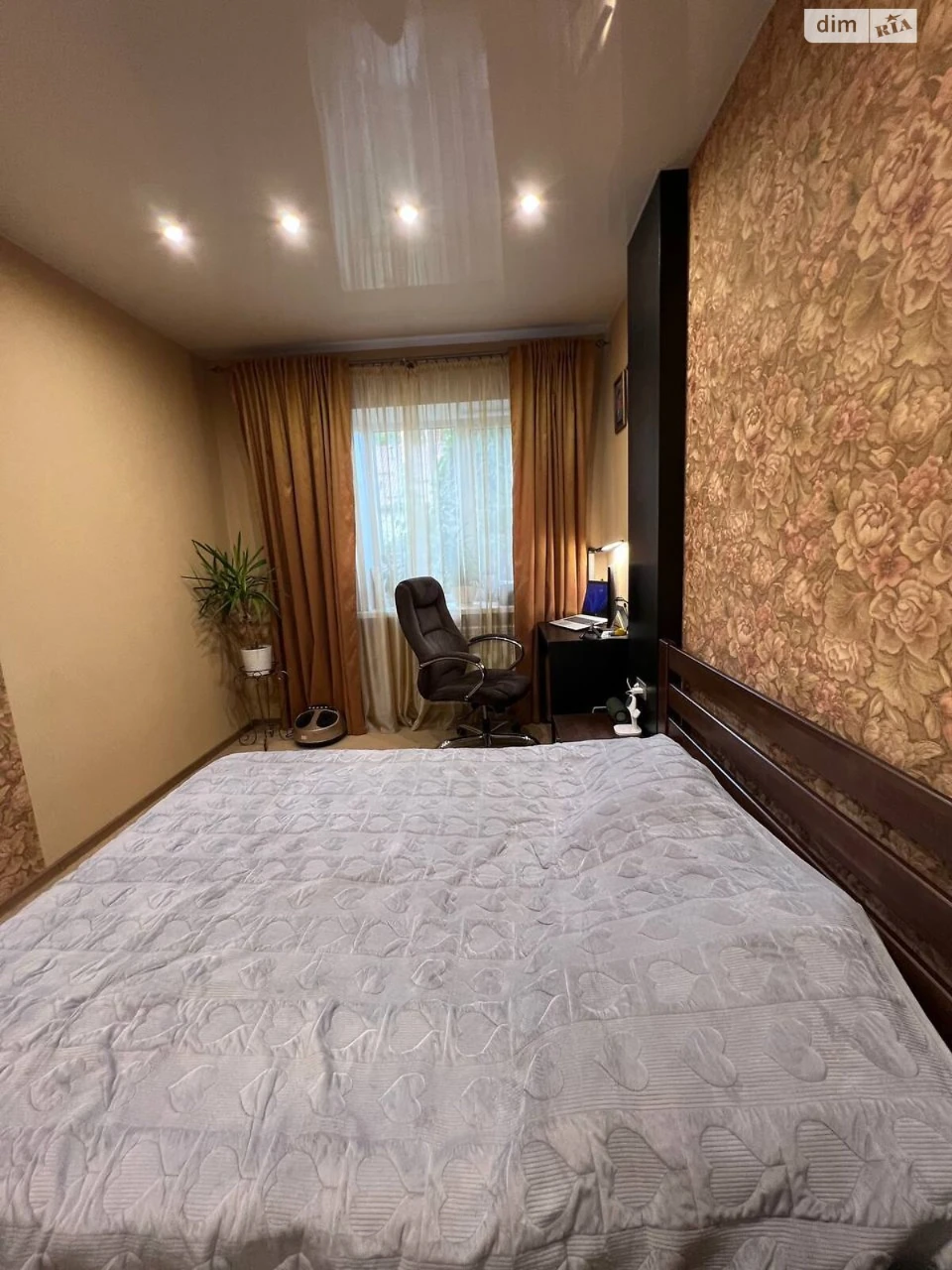 Apartment for Sale in Romaniwka