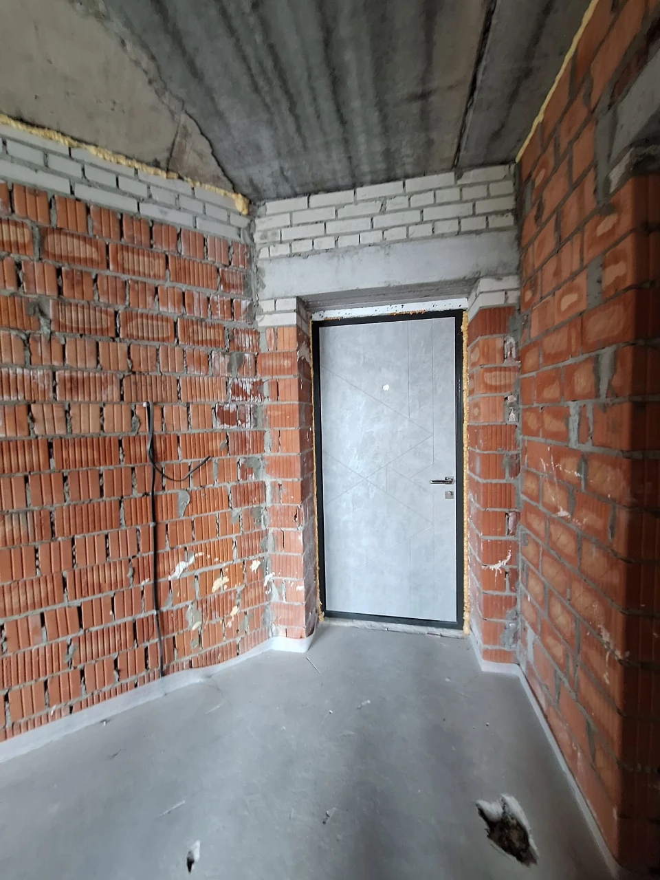 Duplex 3-bedroom apartment 75.3 m2 in Irpin in the business complex