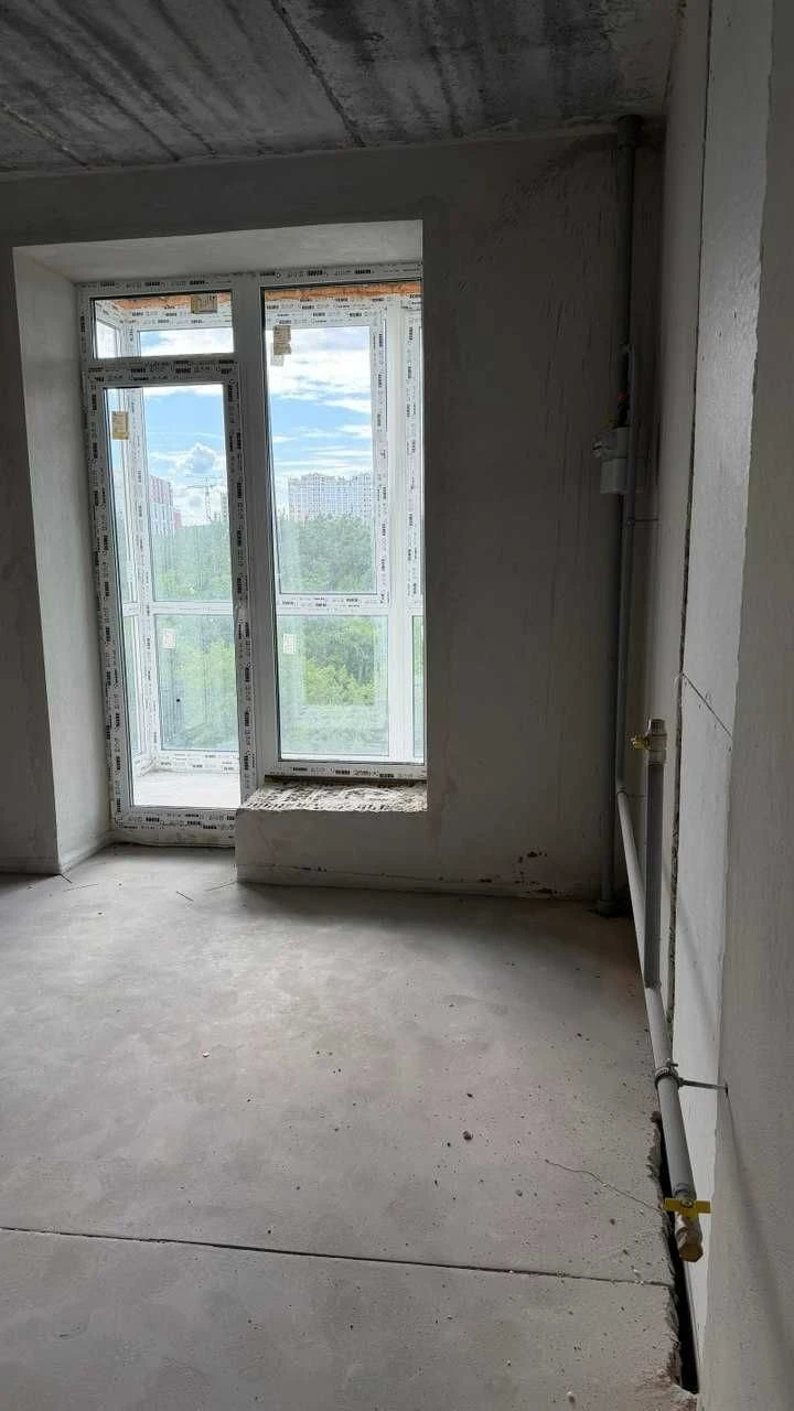 Продається квартира в готовому зданому будинку з красивим ви
