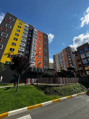 Продаю 1-комнатную квартиру с частичным ремонтом