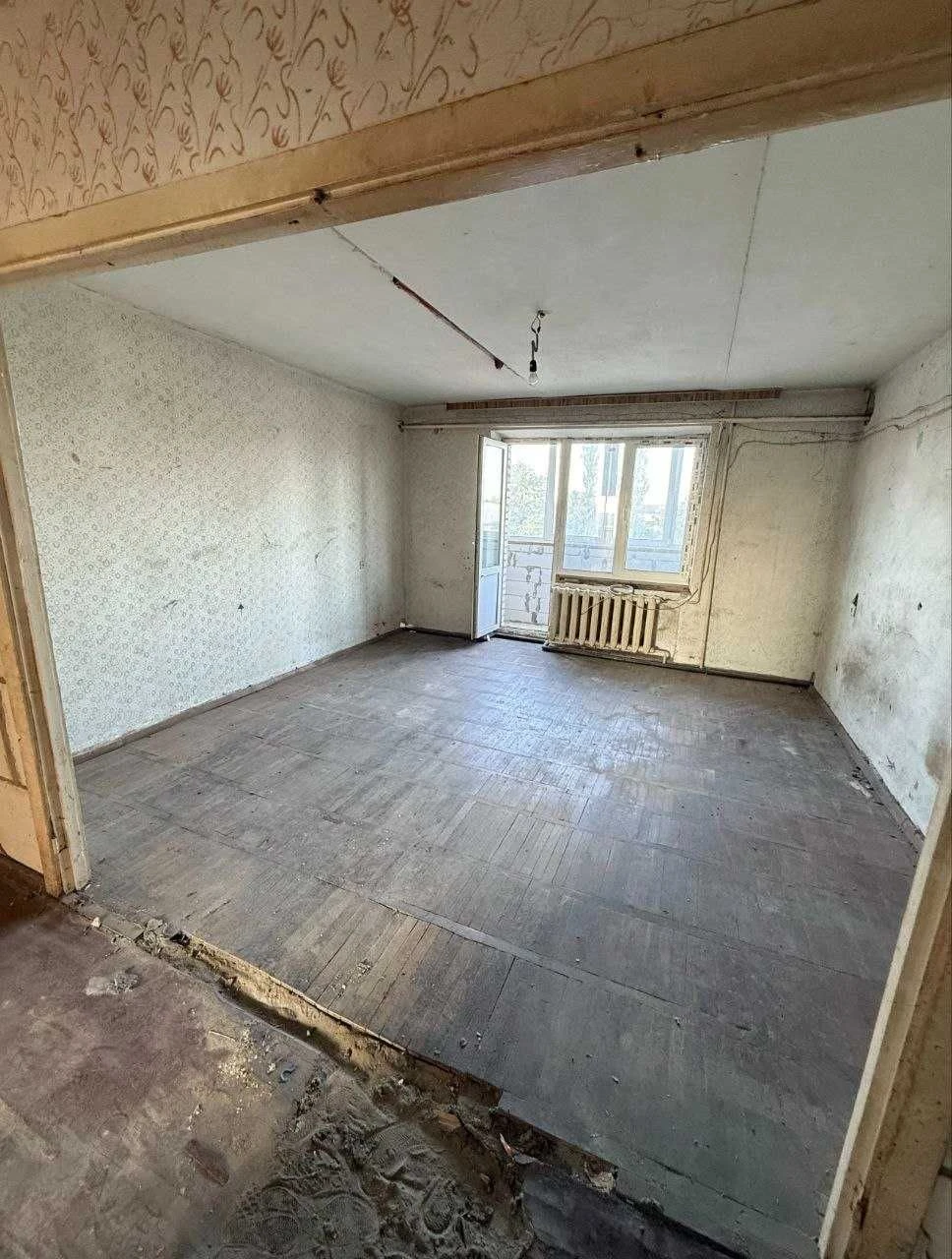 Продаж 4-х кімнатної квартири в центрі Ірпеня