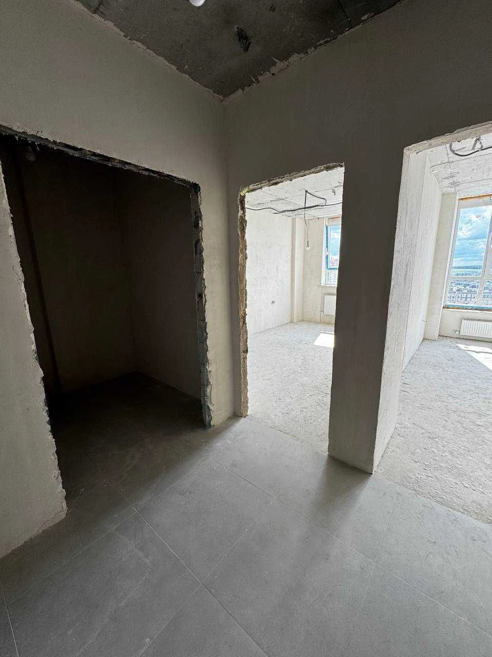 1-кімнатна квартира, 42 м², частково обставлена. Синергія 2+