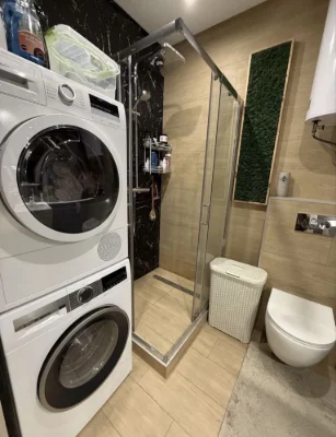 Taxes 2%, 2-room apartment with high-quality renovation! Certificate, Established