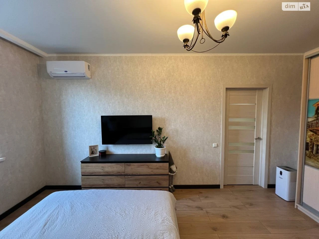 Продается Квартира, Романівка
