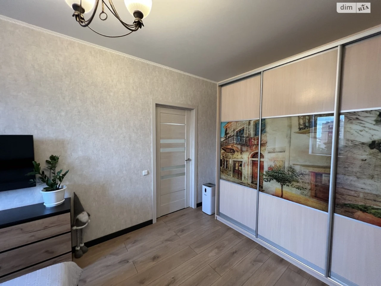 Продажа Квартира Романівка