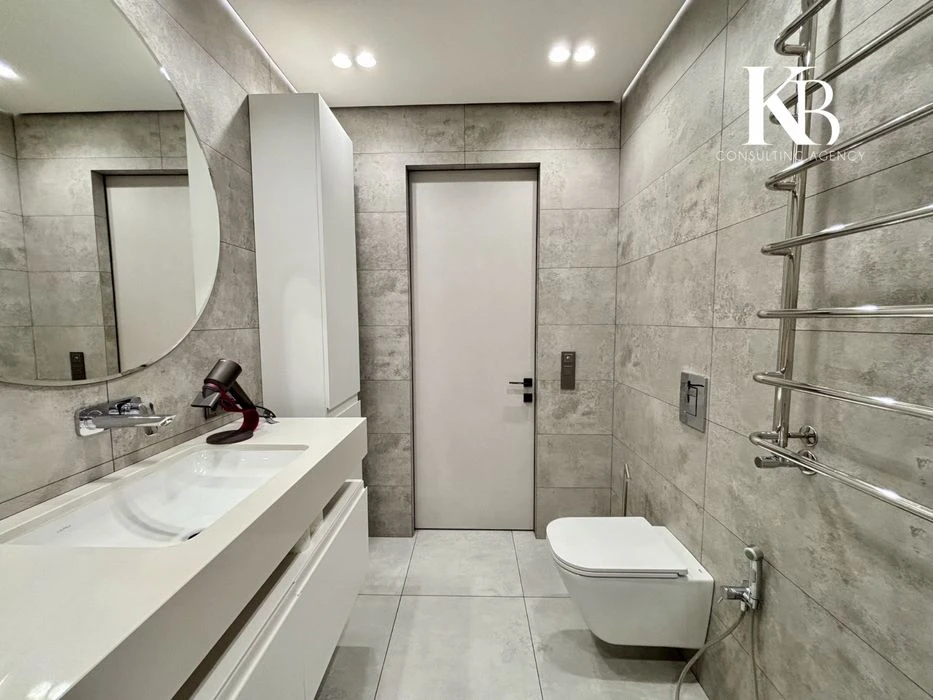 Продам 3х ком квартиру 104м Ривер Парк Победа, Победа