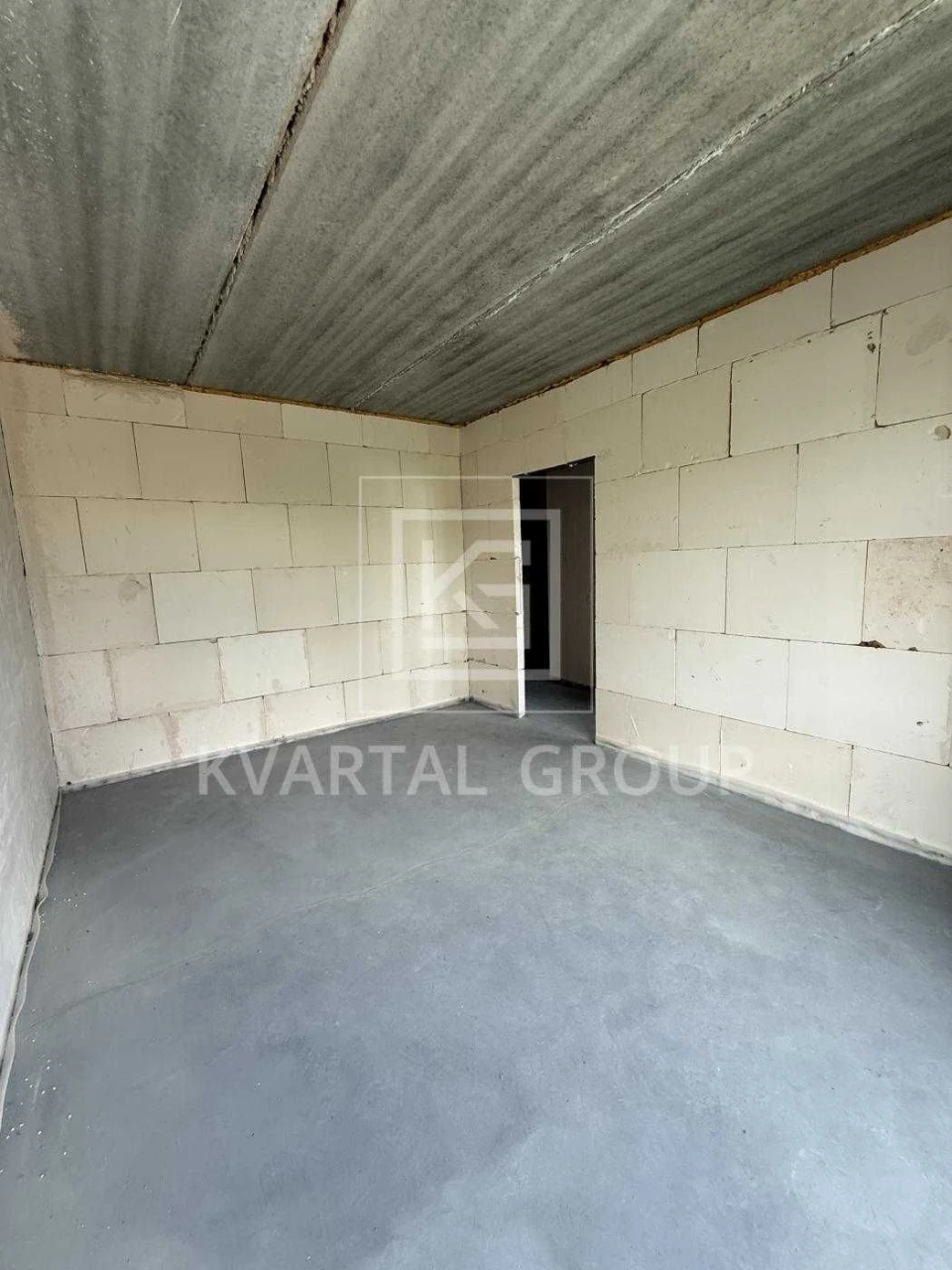 Продаж 2 кімнатної квартири (58м2) в Ірпені, з чорновим оздо