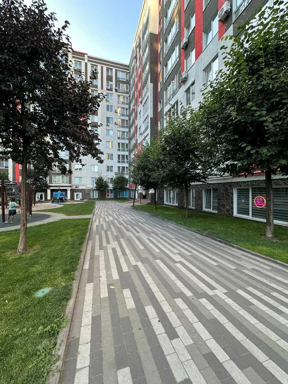 Apartment 2% Off - In a Closed Residence