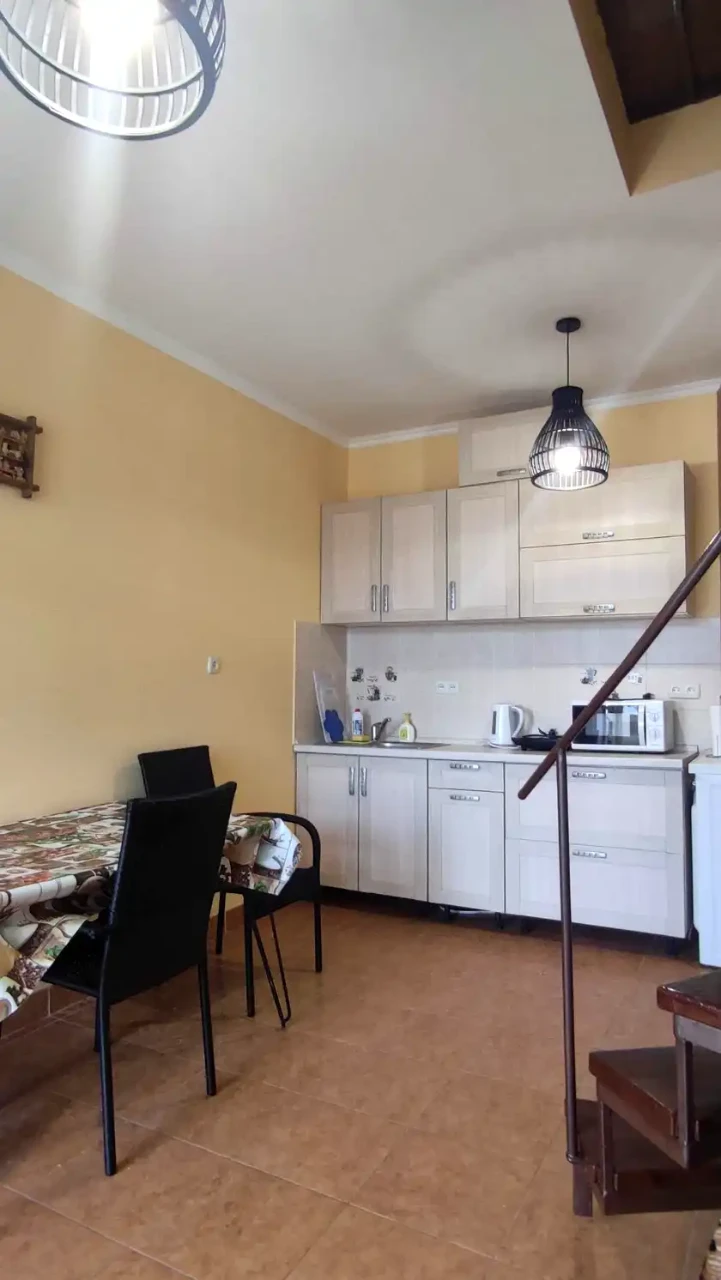 Продаж квартири 2-кімн. 65 м²