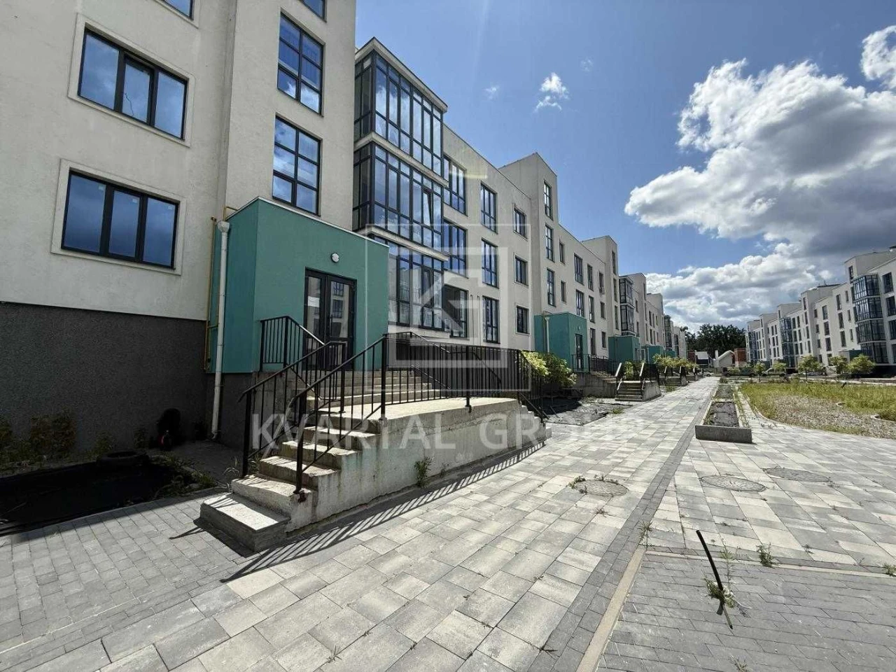 For Sale 2-bedroom apartment 57.8 sq m in a fully furnished building with gas,
