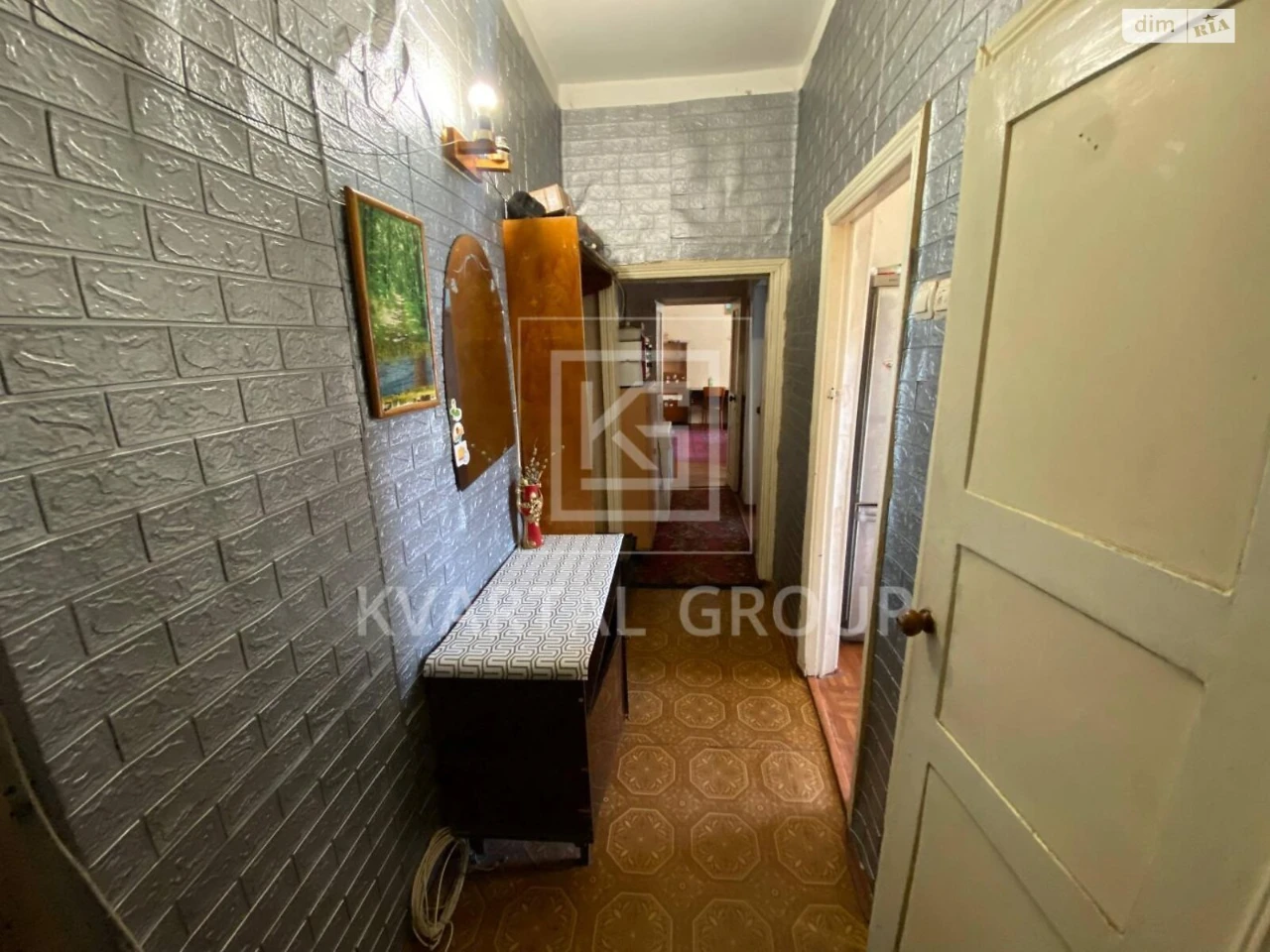 Apartment for Sale in Romanivka
