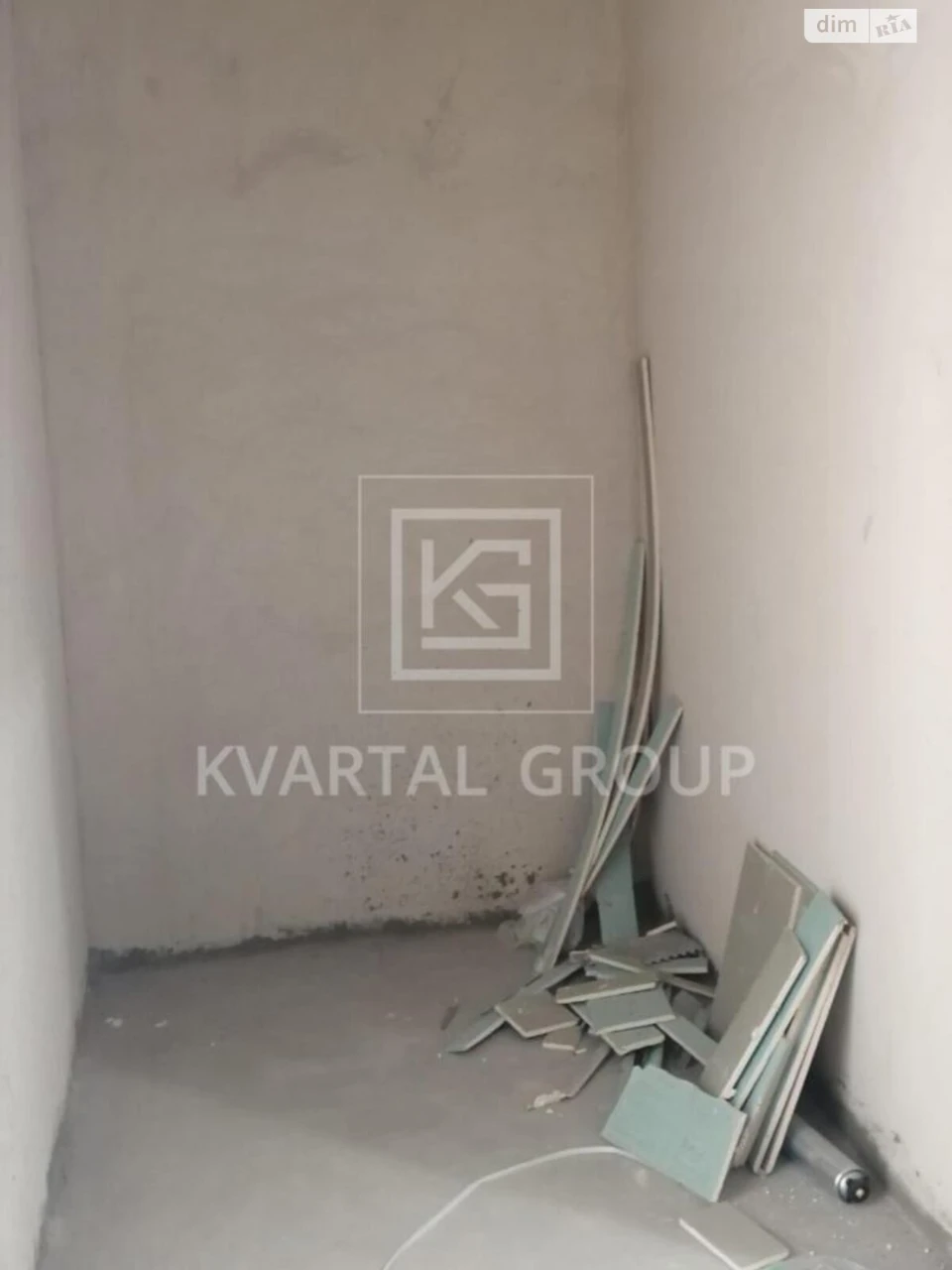 Apartment for Sale in Romanivka
