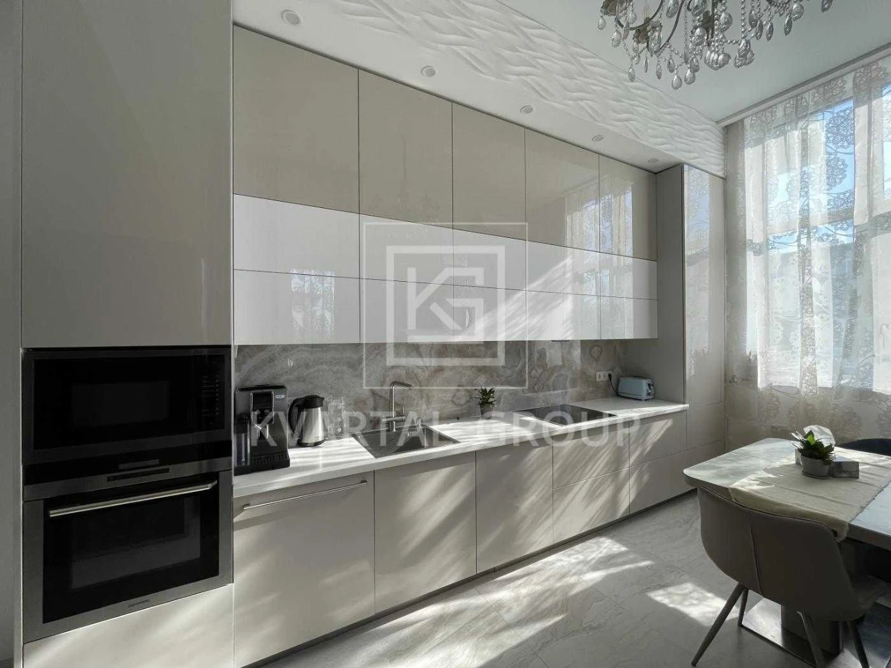 Apartment, Irpin | Penthouse with a terrace of 30 m² | Designer