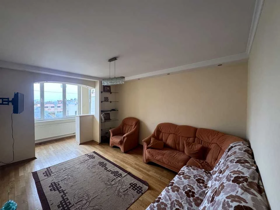 Apartment. Lviv, Nizhynska St.