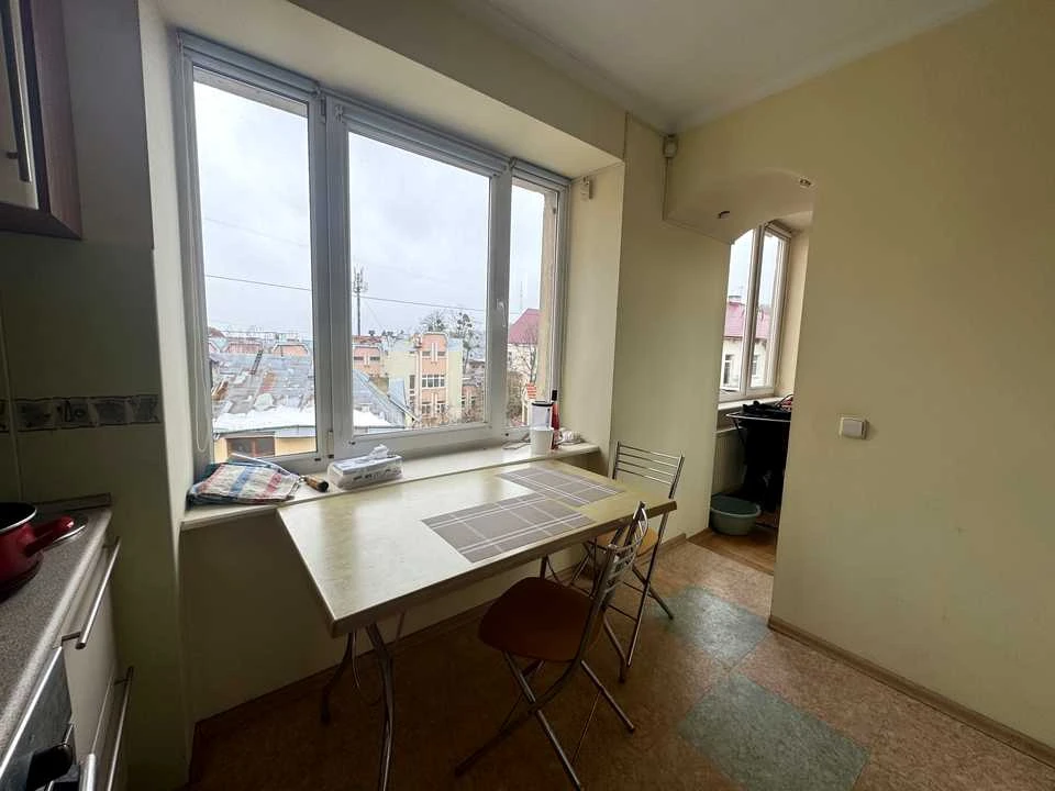 Apartment. Lviv, Nizhynska St.