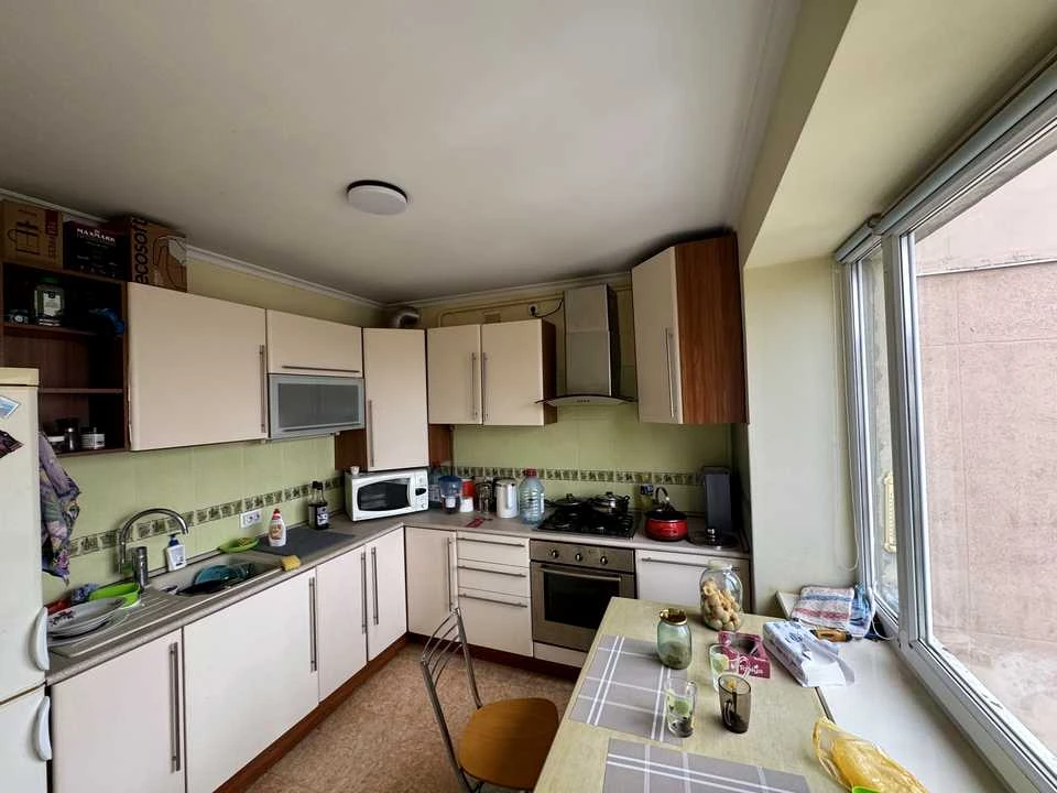 Apartment. Lviv, Nizhynska St.