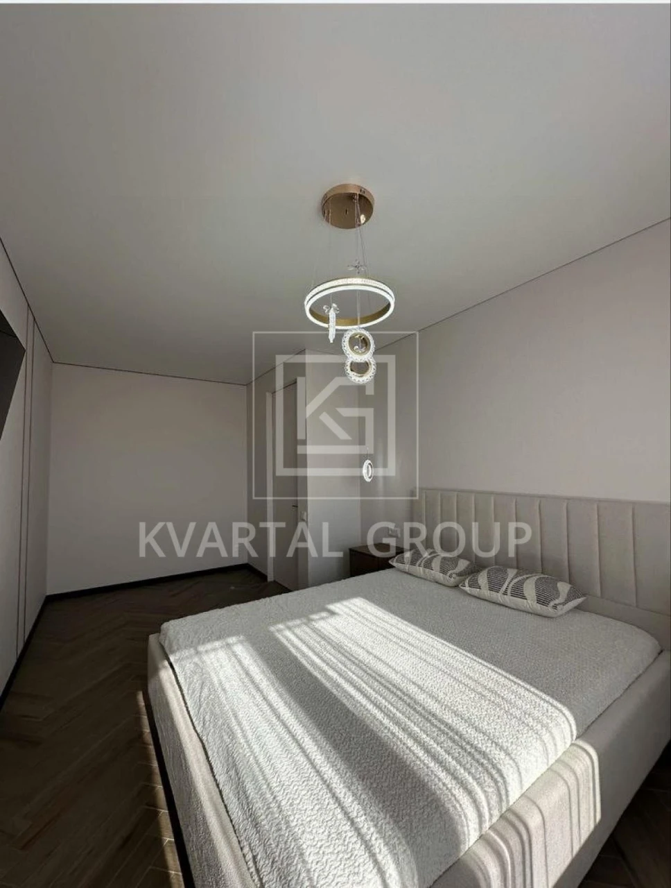 Sale of one-bedroom apartments with renovation, Central Premium Residence
