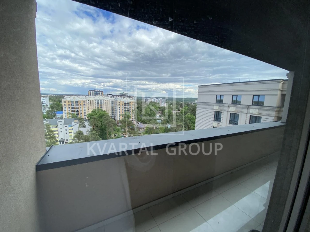 Sale of one-bedroom apartments with renovation, Central Premium Residence