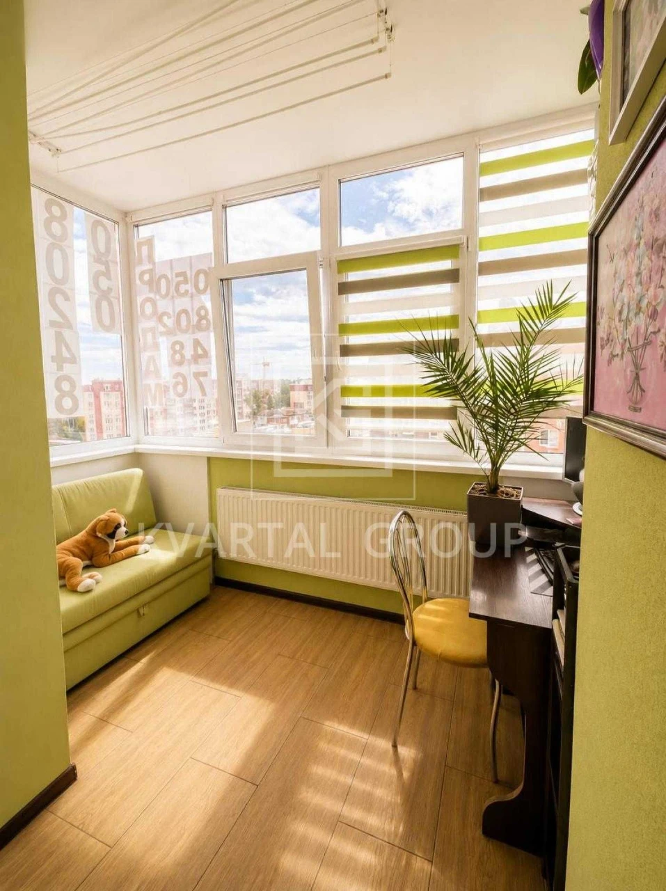 Apartment for Sale: 2 Rooms, Renovated, Separate Layout, Gas