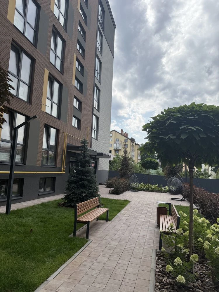 1к квартира-студія 27 м.кв., новий  ремонт 56000 $