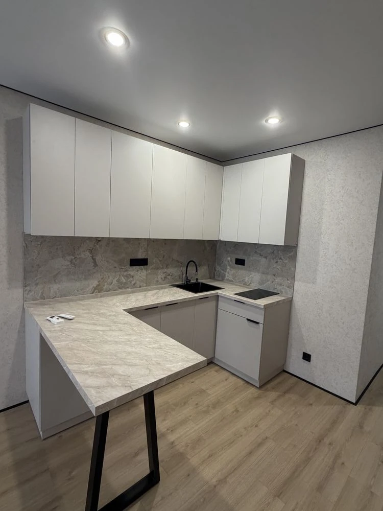 1к квартира-студія 27 м.кв., новий  ремонт 56000 $