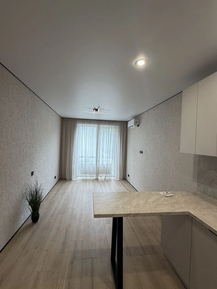 1к квартира-студія 27 м.кв., новий  ремонт 56000 $