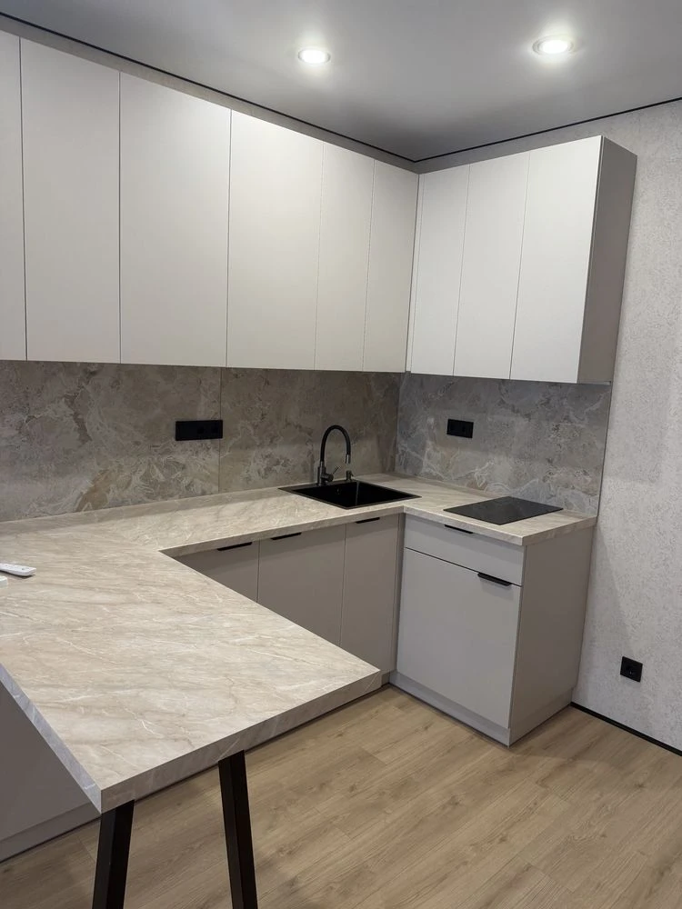 1к квартира-студія 27 м.кв., новий  ремонт 56000 $