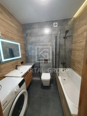 Sale of a 1-room apartment with renovation in the "Molodist" residential complex, e-Ose