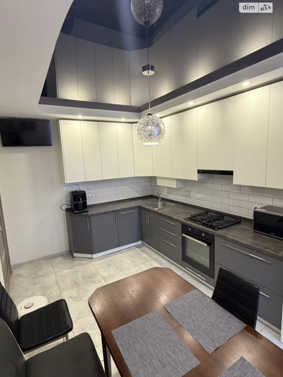Apartment for Sale - Romanivka