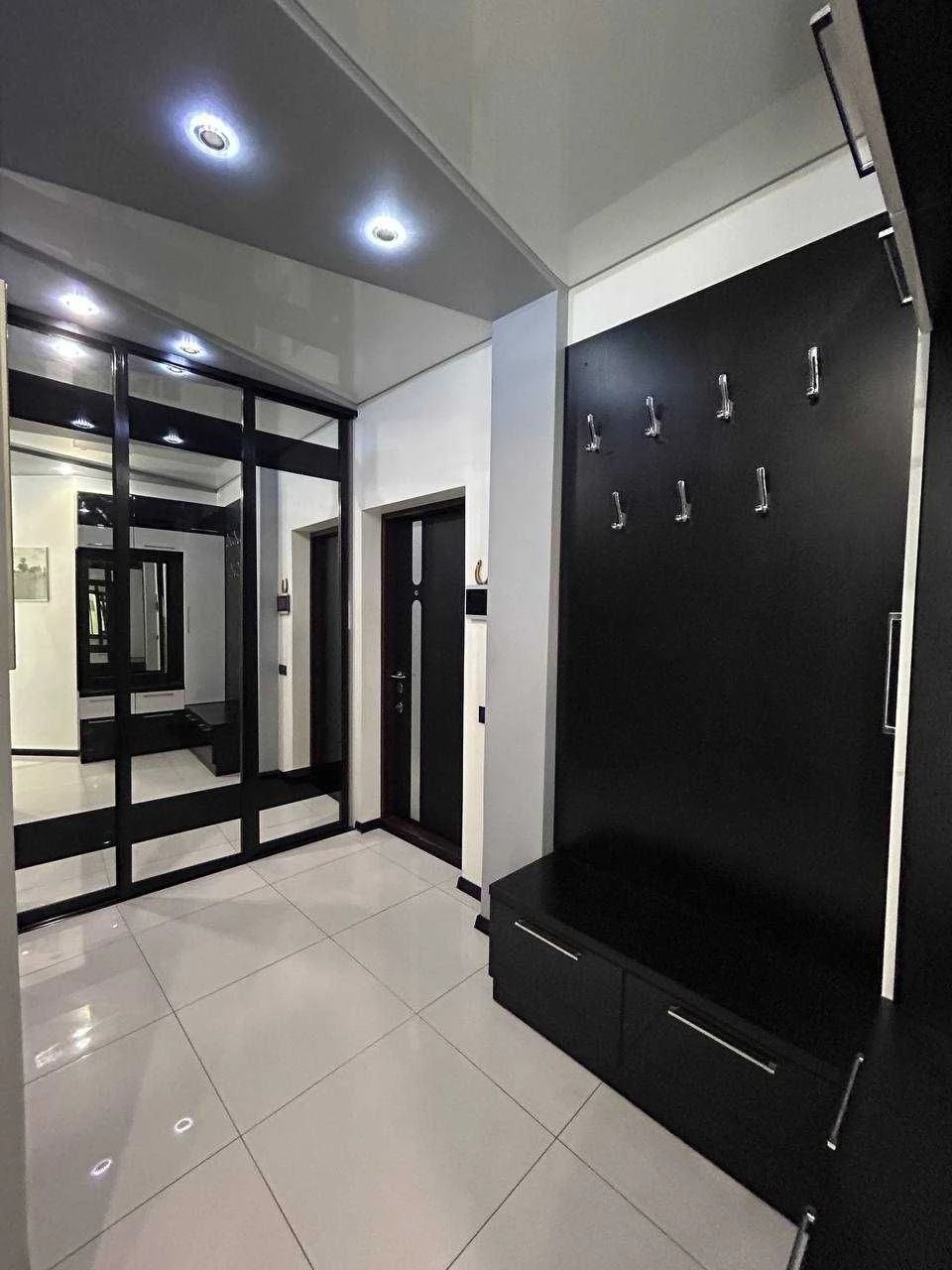 Euro-2к 65 м² near Central Park! Quality renovation