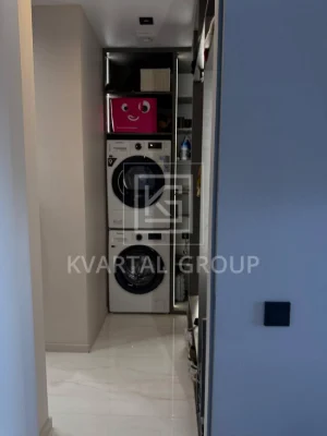 For Sale: Euro 3-room apartment with high-quality renovation in Central ЖК