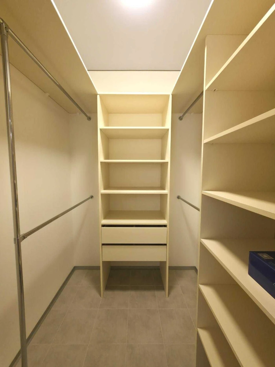 Synergy City. 1-bedroom apartment 42m2 with NEW renovation. WITHOUT КОМ