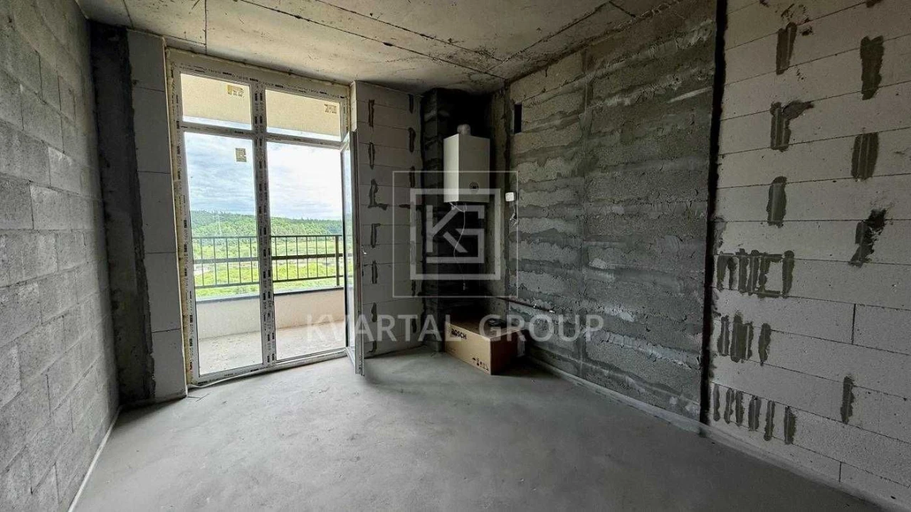 Spacious 1-bedroom apartment in Synergy City, Irpin. Voucher available