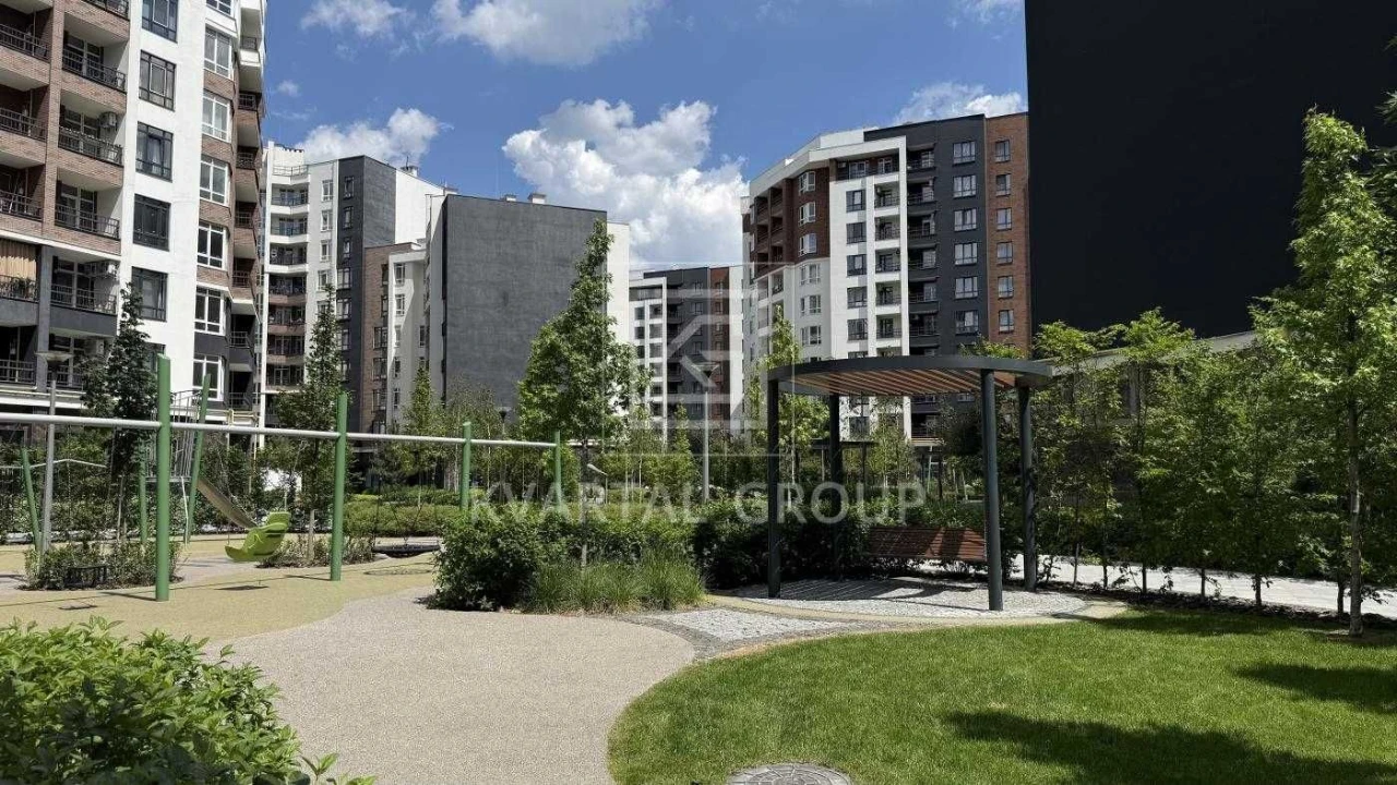 Spacious 1-bedroom apartment in Synergy City, Irpin. Voucher available