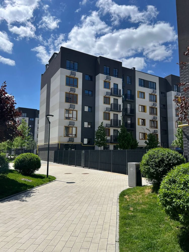 For Sale: 1-bedroom apartment with balcony in Irpin. ЖК Молодість. Individual