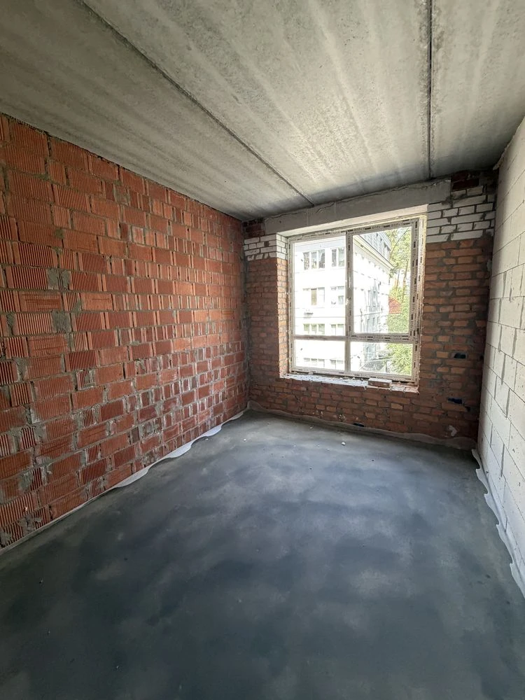 Sale of a two-bedroom apartment. Central Park, Irpin