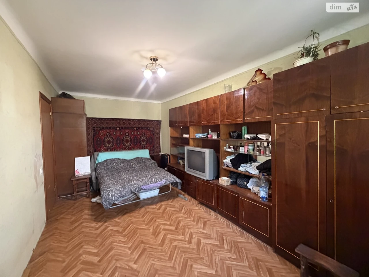 Apartment for Sale in Romanivka