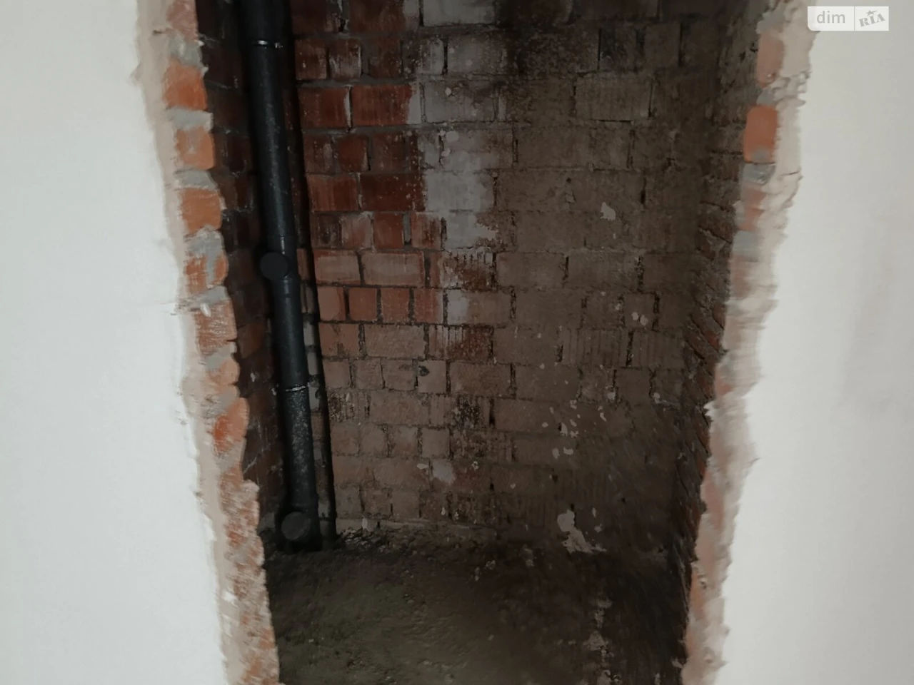 Apartment for Sale in Romanivka