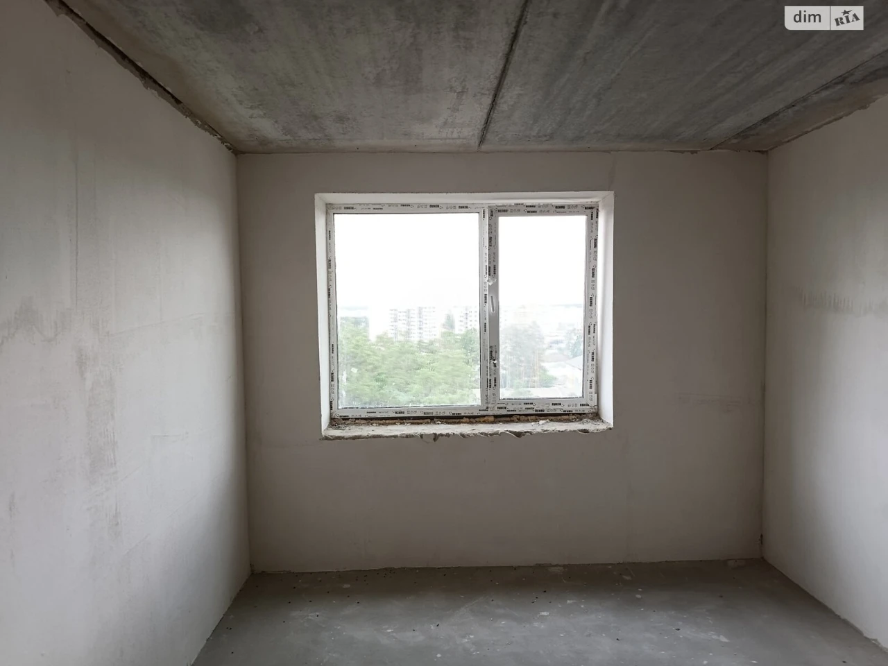 Apartment for Sale in Romanivka