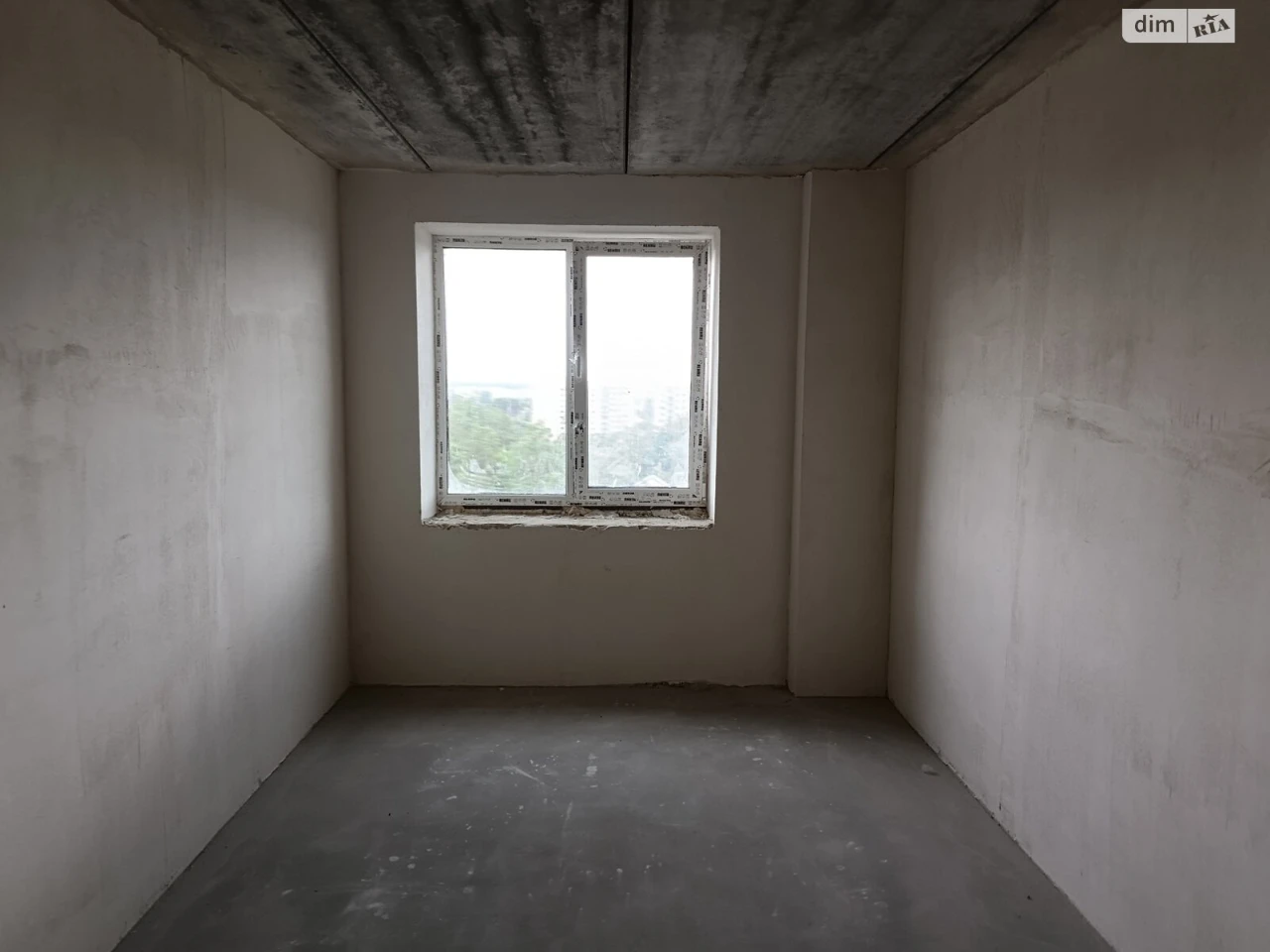 Apartment for Sale in Romanivka